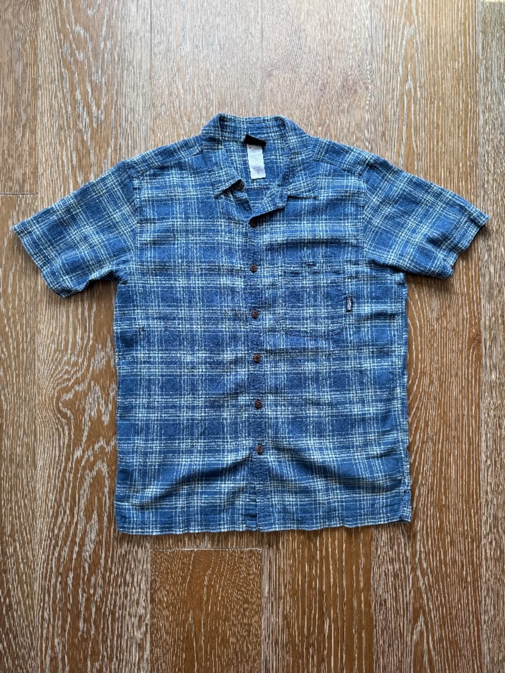 Patagonia - Men's Short Sleeve Shirt - Organic Cotton - Size Medium